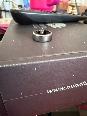 Polished Silver-Tone Oura Ring 3